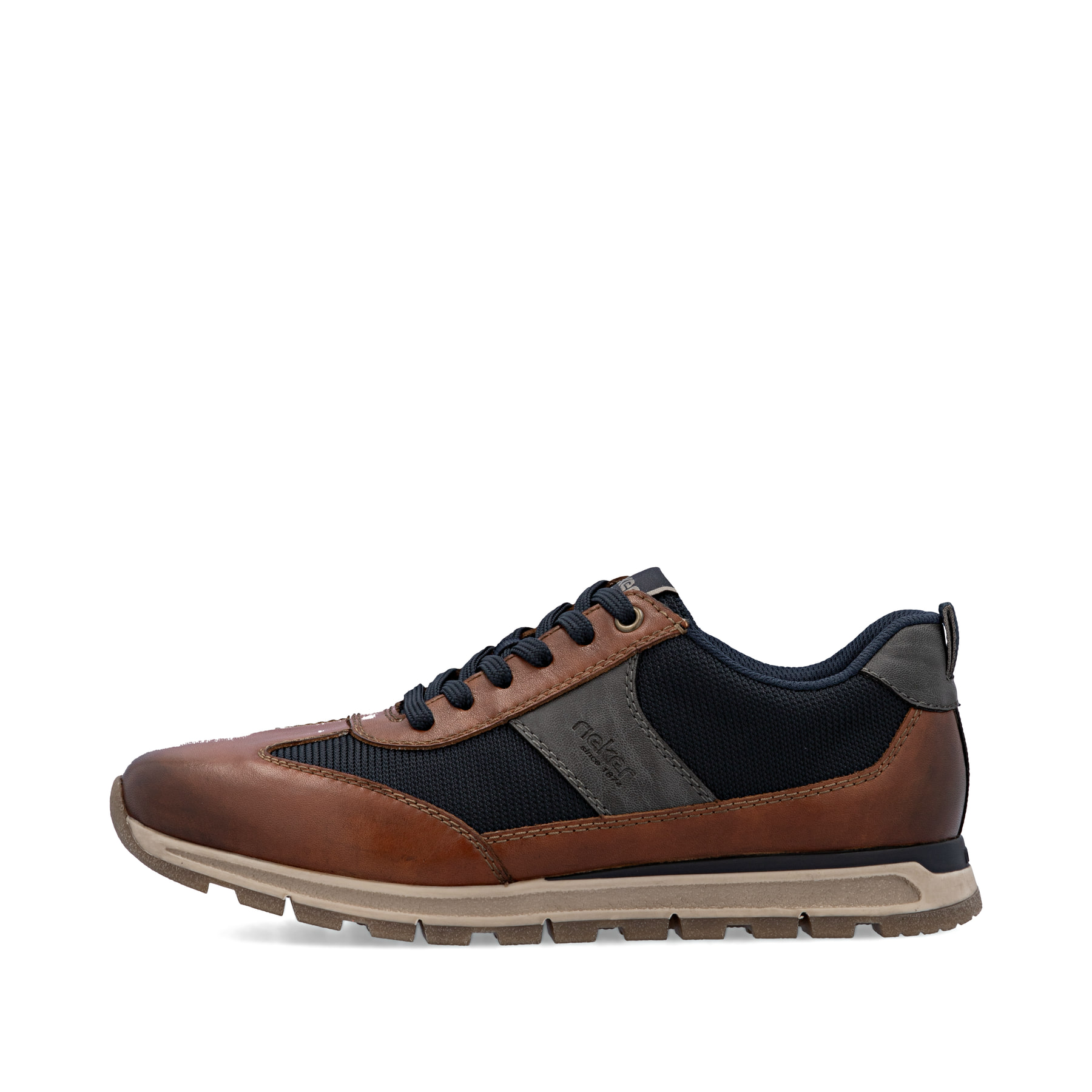 Braune Rieker Herren Sneaker Low B0507-24 aus Glattleder mit Reißverschluss. Schuh Außenseite.
