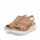 Mehrfarbige Rieker Keilsandaletten 69172-92 mit einem Gummizug. Schuhpaar seitlich schräg.