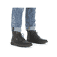 
Marineblaue Rieker Herren Schnürstiefel B3343-15 mit Schnürung und Reißverschluss. Schuh am Fuß