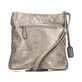 Sac à bandoulière Rieker H1301-62 beige avec motif tissé, détails dorés et fermeture éclair. Côté gauche.