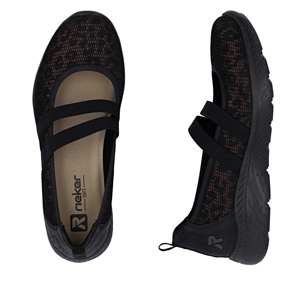 Schwarze Rieker Ballerinas M5075-00 mit einem Gummizug sowie der Komfortweite G. Schuh von oben, liegend.