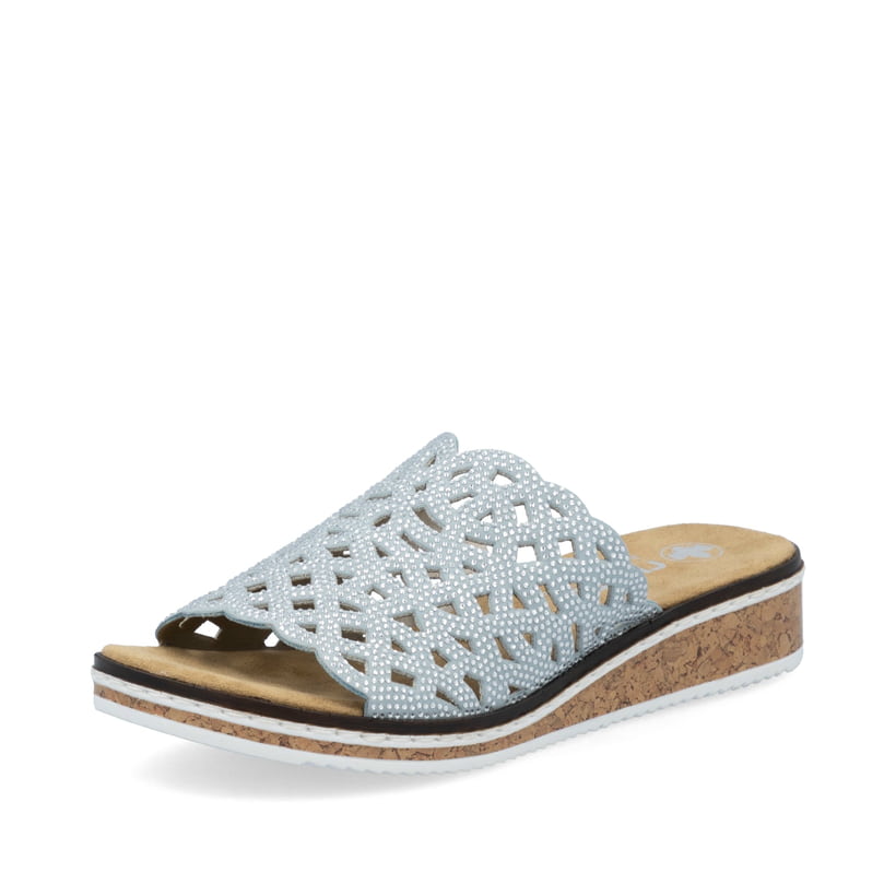 Blaue Rieker Damen Pantoletten V3693-10 mit Strasssteinen sowie leichter Sohle. Schuh seitlich schräg.