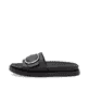 Schwarze Rieker Damen Pantoletten W1453-00 mit Gummizug sowie trendigen Schnalle. Schuh Außenseite.