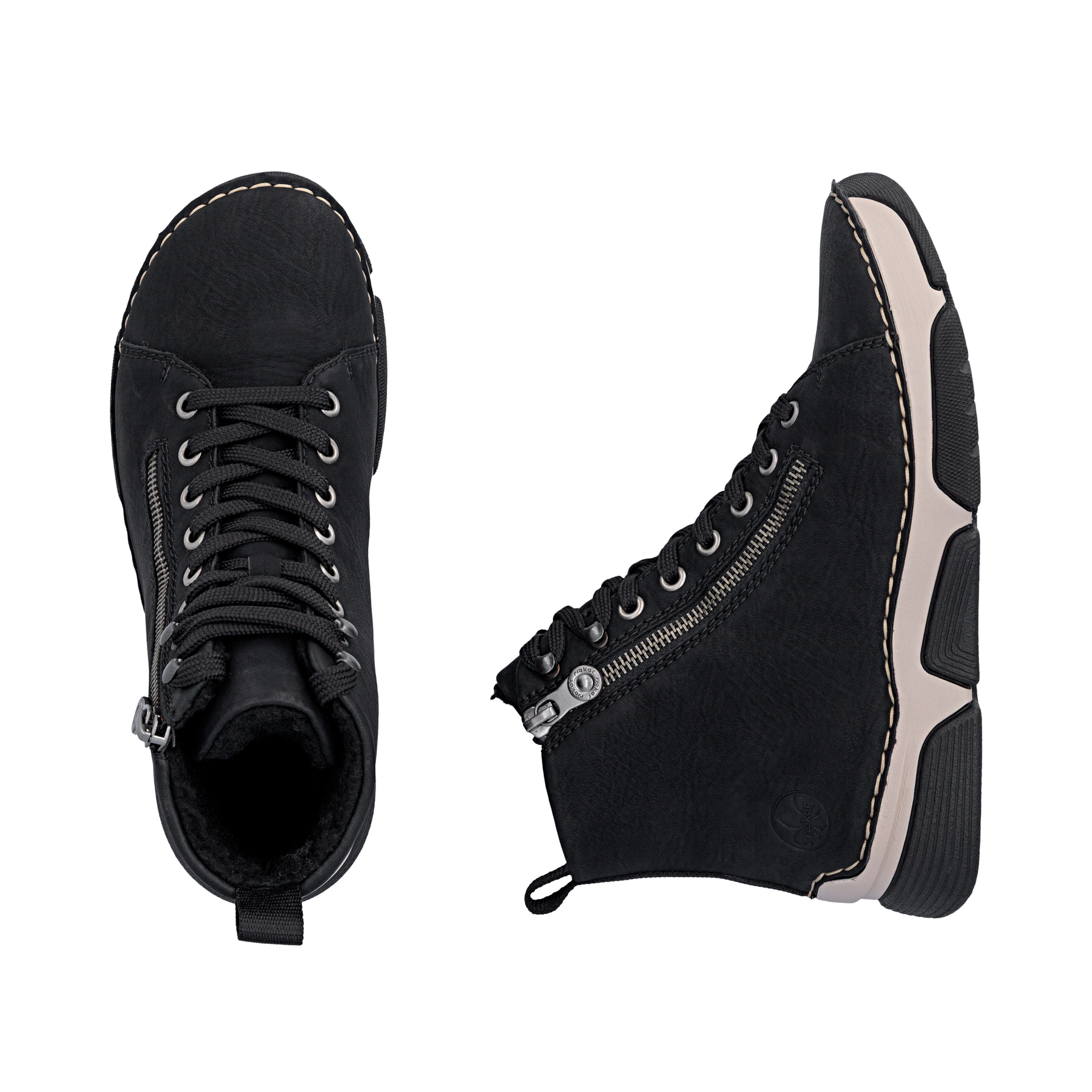 Schwarze Rieker Damen Schnürstiefel 45920-01 mit markanter Anflechter-Naht. Schuh von oben, liegend.