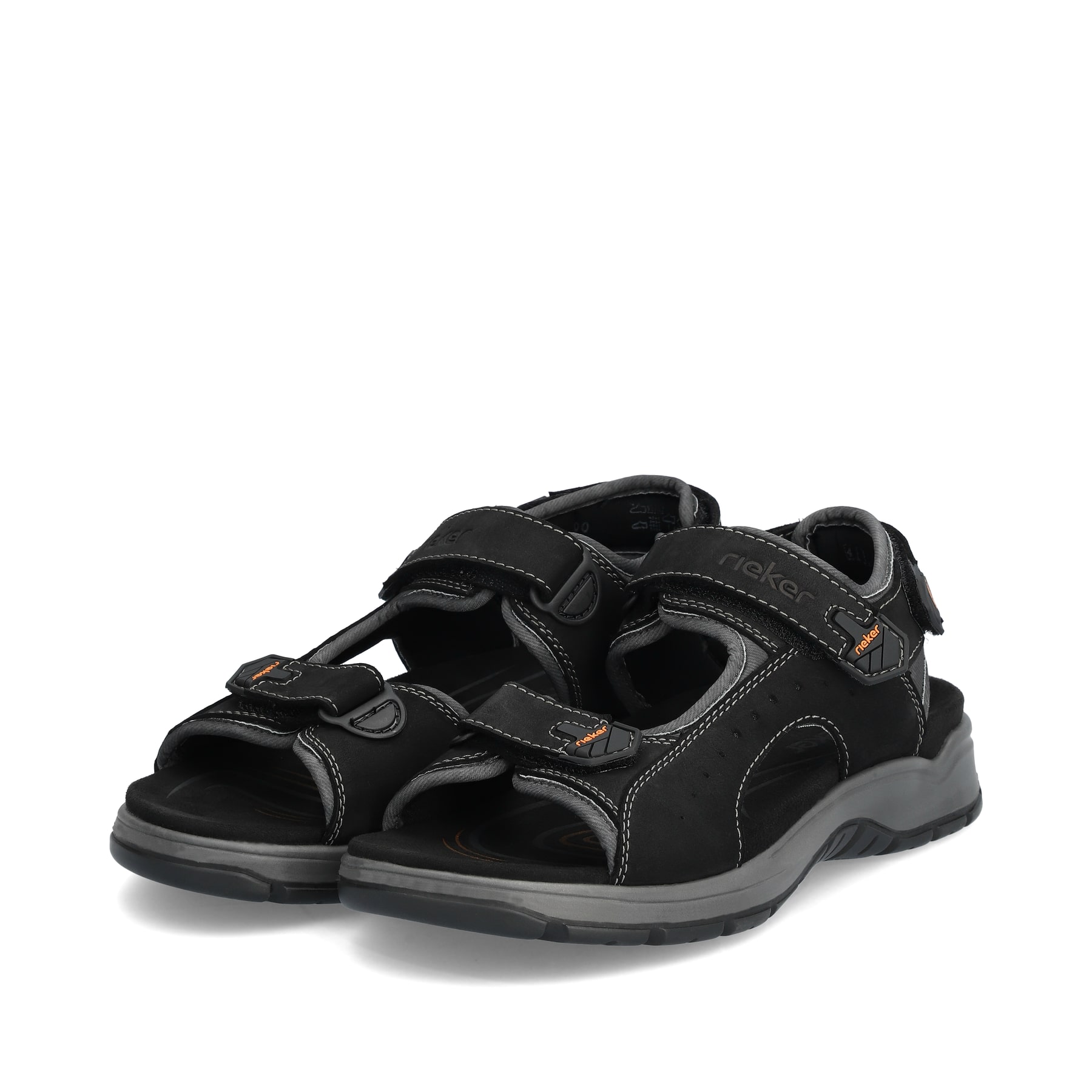 Schwarze Rieker Herren Trekkingsandalen 26951-00 mit einem Klettverschluss. Schuhpaar seitlich schräg.