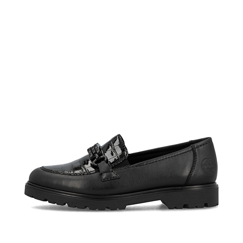 Schwarze Rieker Damen Loafer 45561-01 mit Deko-Kette sowie einem Gummizug. Schuh Außenseite.