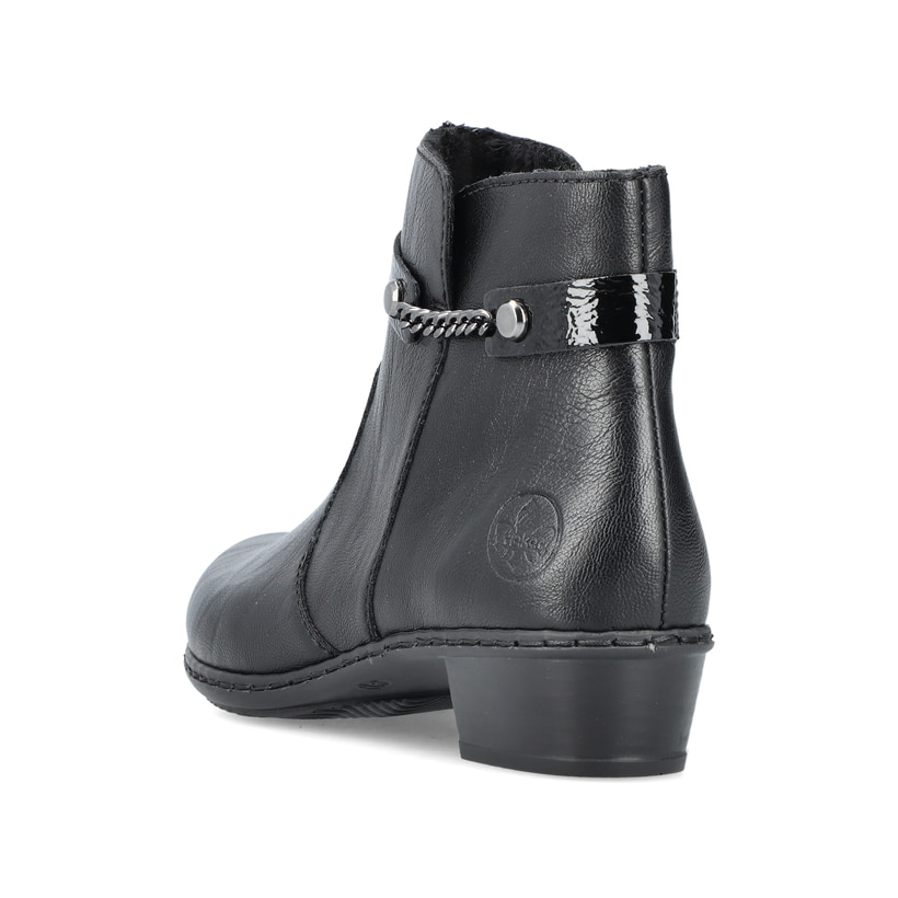 
Tiefschwarze Rieker Damen Stiefeletten Y0783-00 mit Reißverschluss sowie Blockabsatz. Schuh von hinten