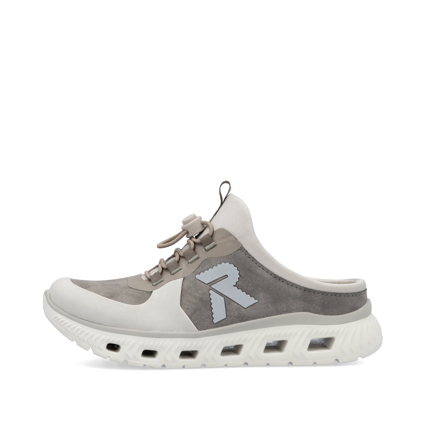 Graue Rieker Damen Clogs M6069-45 mit einem Gummizug sowie einer flexiblen Sohle. Schuh Außenseite.