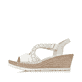 Weiße Rieker Keilsandaletten 61916-80 mit Strasssteinen sowie einem Gummizug. Schuh Außenseite.