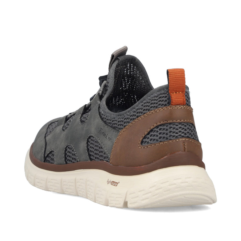 Mocassins Rieker gris pour homme B6678-45 en optique à trous. Chaussure vue de l'arrière.