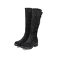 
Tiefschwarze Rieker Damen Hochschaftstiefel 76890-00 mit einer robusten Profilsohle. Schuhpaar schräg.
