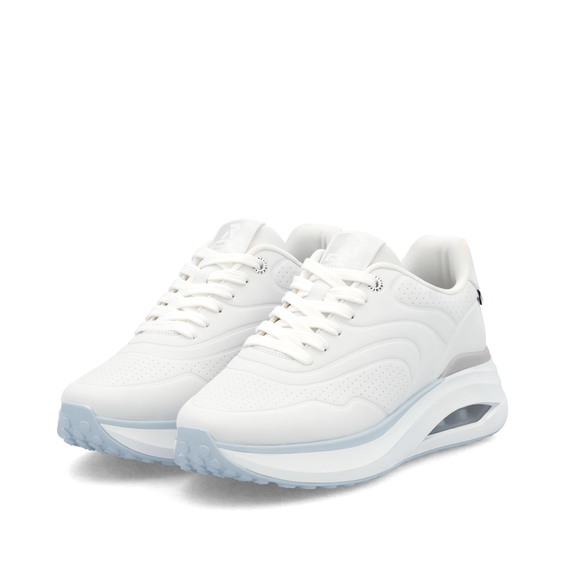 Weiße vegane Rieker Damen Sneaker Low W2700-80 mit einer Schnürung. Schuhpaar seitlich schräg.