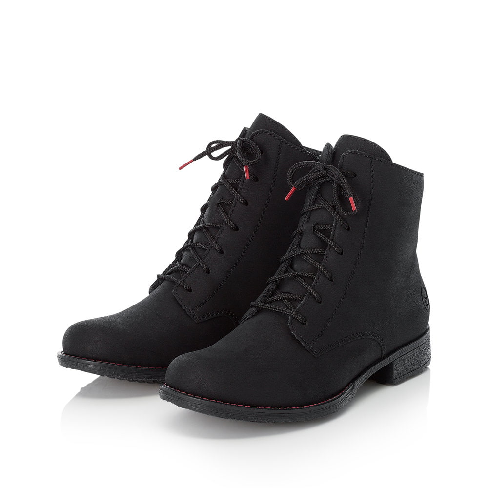 Graphitschwarze Rieker Damen Schnürstiefel 70821-00 mit einem Reißverschluss. Schuhpaar seitlich schräg.