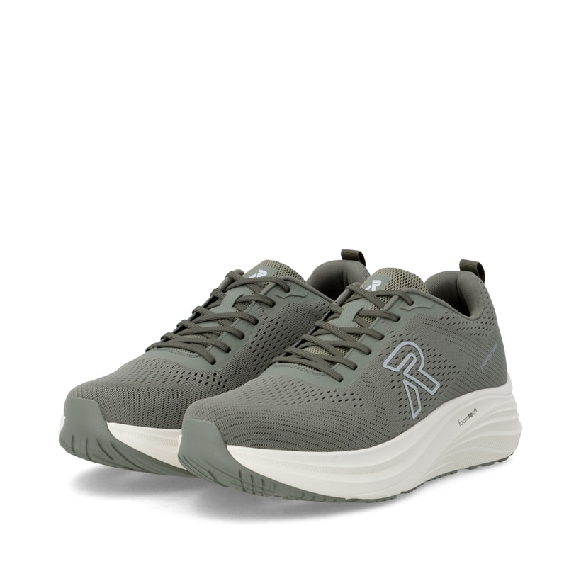 Grüne Rieker Sport Herren Sneaker Low U4101-54. Schuhpaar seitlich schräg.