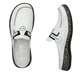 Weiße Rieker Damen Clogs 46393-80 mit Gummizug sowie extra weicher Decksohle. Schuh von oben, liegend.
