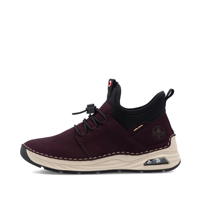Rotschwarze Rieker Damen Slipper 44560-30 mit Rieker Air Sohlenfenster. Schuh Außenseite.