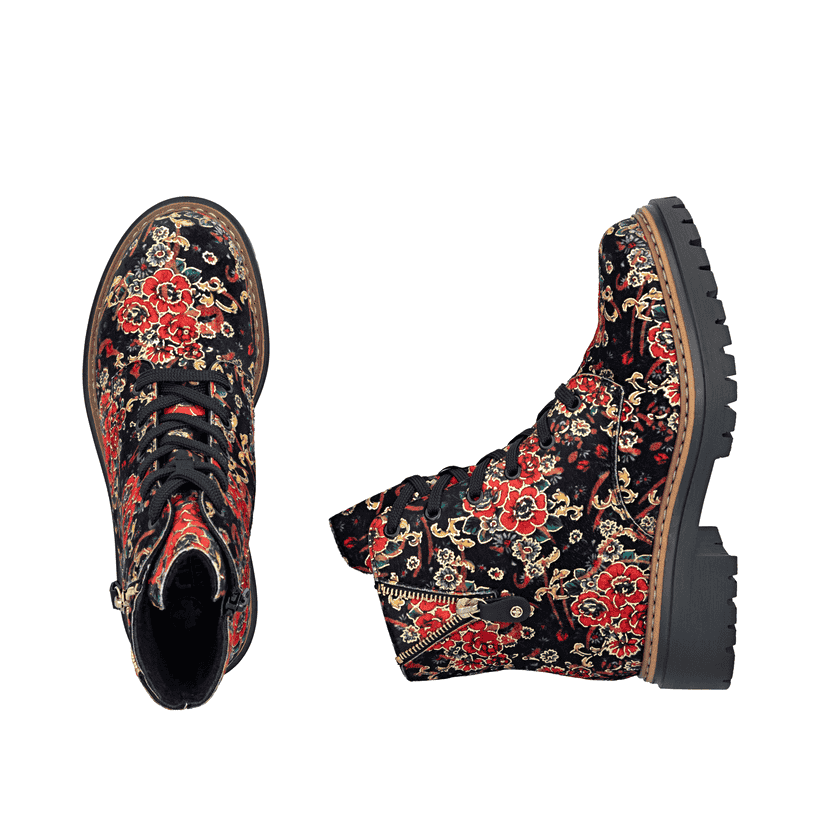 Schwarz-rote Rieker Damen Biker Boots 72617-90 mit Deko-Reißverschluss. Schuh von oben, liegend.