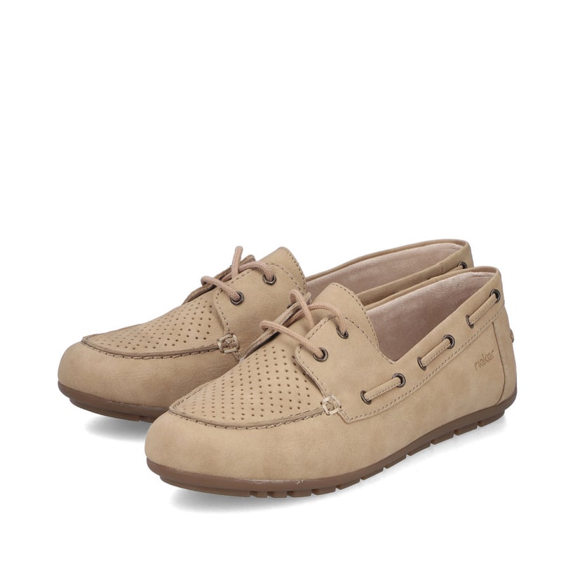 Beige Rieker Damen Schnürschuhe 43800-60 mit einer herausnehmbaren Einlegesohle. Schuhpaar seitlich schräg.