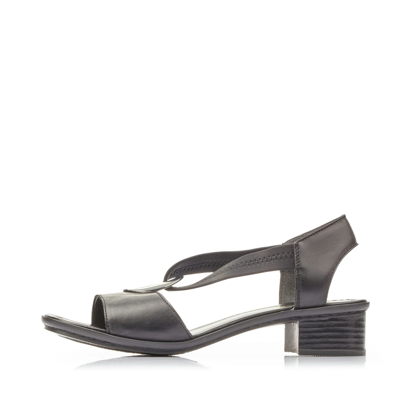 Schwarze Rieker Riemchensandaletten 62662-01 mit einem Gummizug. Schuh Außenseite.