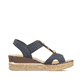 Blaue Rieker Keilsandaletten 63798-14 mit einem Gummizug. Schuh Innenseite.
