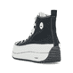 Schwarze Rieker Damen Sneaker High 90010-00 mit einer Plateausohle. Schuh von hinten.