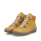 Ockerfarbene Rieker Damen Schnürstiefel N0711-68 mit farbenfrohen Details. Schuhpaar seitlich schräg.