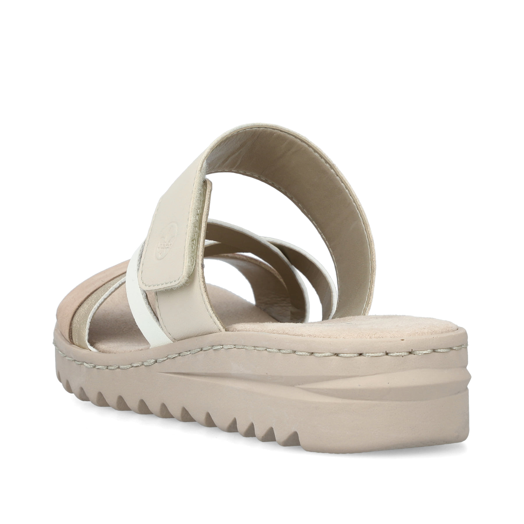 Champagnerfarbene Rieker Damen Pantoletten V4652-90 mit einem Klettverschluss. Schuh von hinten.