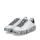 Baskets basses Rieker blanches pour femme W1201-83 en cuir lisse. Chaussures inclinées sur le côté.
