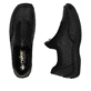Schwarze Rieker Damen Slipper L1753-00 mit moderner Spannnaht. Schuh von oben, liegend.