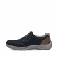 Blaue Rieker Herren Slipper 03053-14 mit einem Gummizug sowie der Extraweite H. Schuh Außenseite.