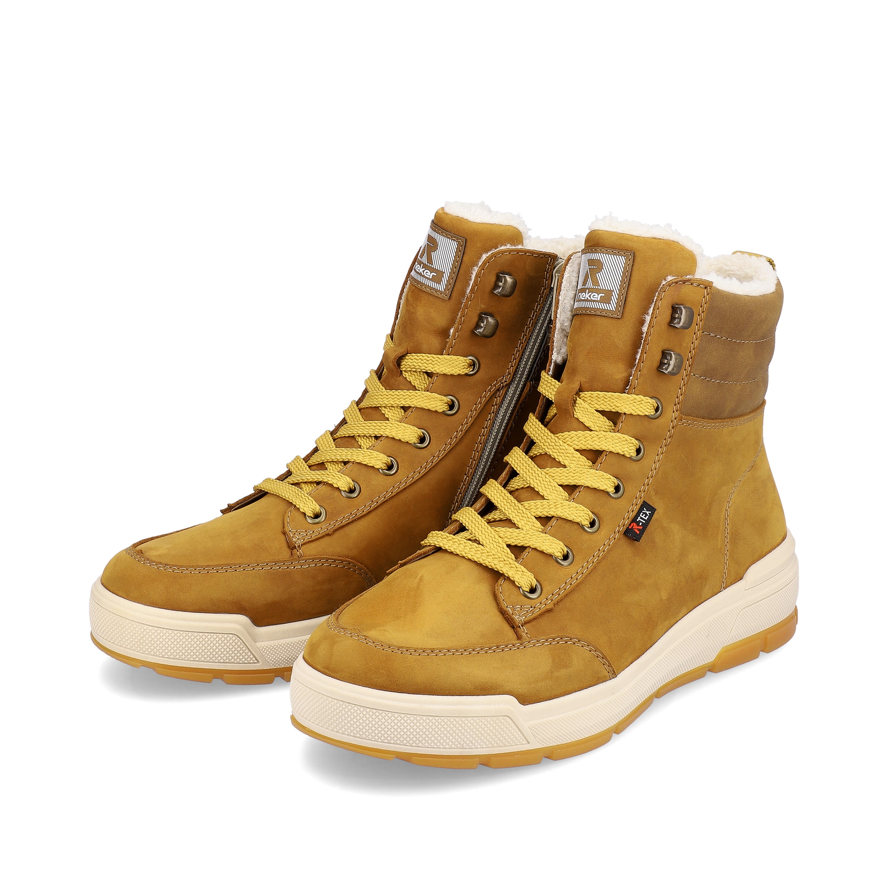 Goldgelb-braune Rieker Herren Schnürstiefel U0071-68 aus Rauleder. Schuhpaar seitlich schräg.