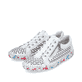 Weiße Rieker Damen Slipper M2357-80, Barfußschuhe mit einem Reißverschluss. Schuhpaar seitlich schräg.