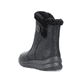 
Tiefschwarze Rieker Damen Kurzstiefel Z0070-00 mit einer robusten Profilsohle. Schuh seitlich schräg
