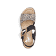 Schwarze Rieker Keilsandaletten 68176-00 mit trendigen Schnalle. Schuh von oben.