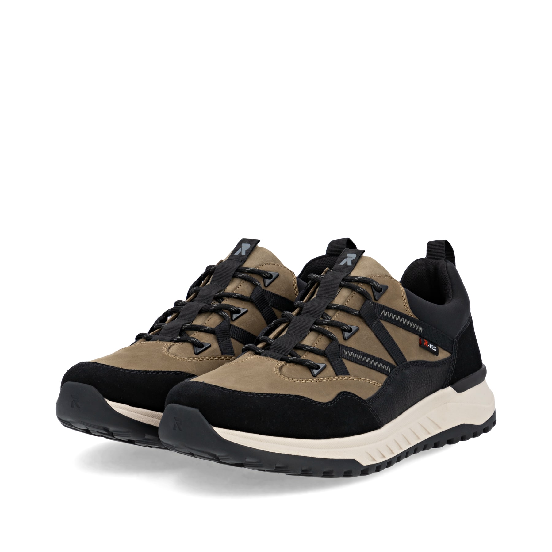 Braune Rieker Herren Sneaker Low U0104-20 aus Rauleder. Schuhpaar seitlich schräg.