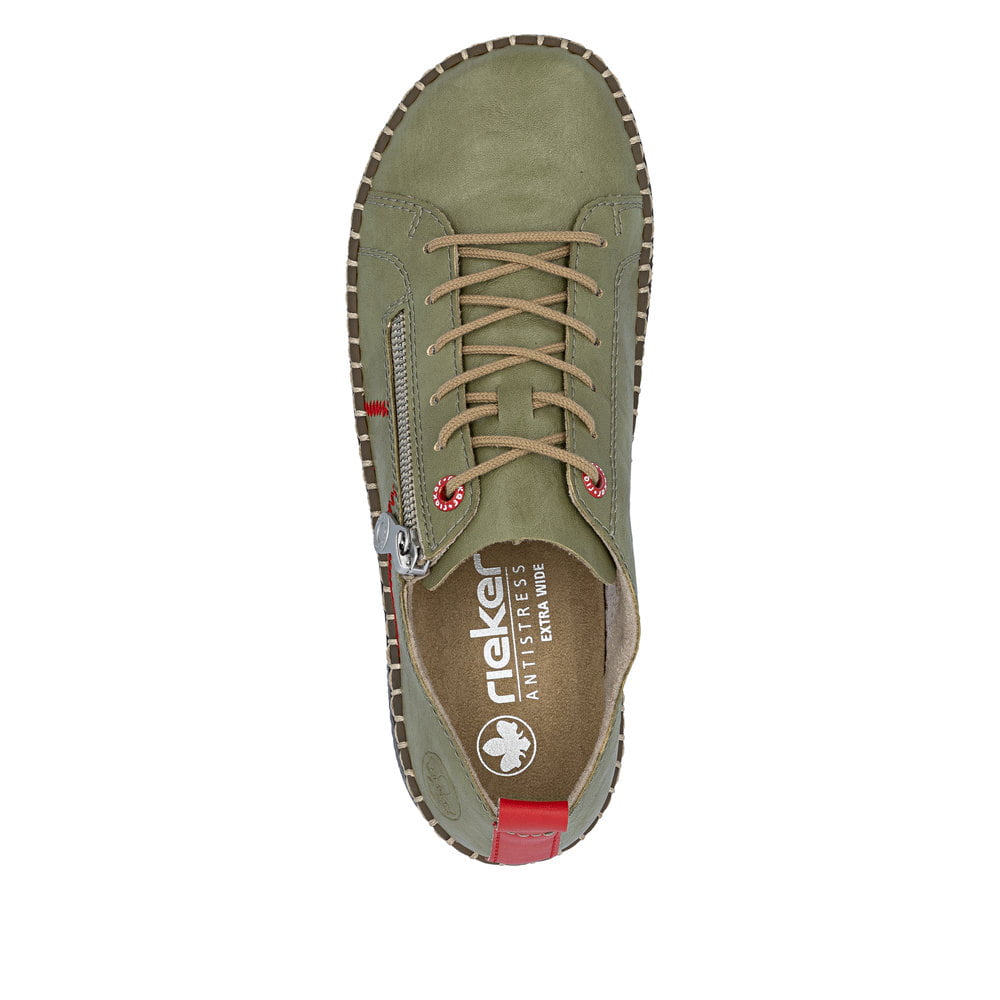 Grüne Rieker Damen Schnürschuhe N2401-54 mit modernen Ziernähten. Schuh von oben.