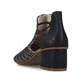 Schwarze Rieker Riemchensandaletten 64697-00 mit einem Reißverschluss. Schuh von hinten.