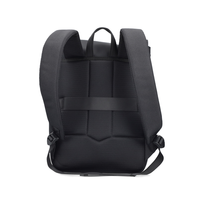 Sac à dos Rieker H5100-01 noir avec fermeture velcro, compartiment rembourré pour ordinateur portable et bretelles ajustable. Arrière.