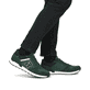 Grüne Rieker Herren Sneaker Low U0309-54 mit wasserabweisender Nano-Beschichtung. Schuh am Fuß.