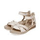 Beige Rieker Keilsandaletten V3673-60 mit Klettverschluss sowie leichter Sohle. Schuhpaar seitlich schräg.
