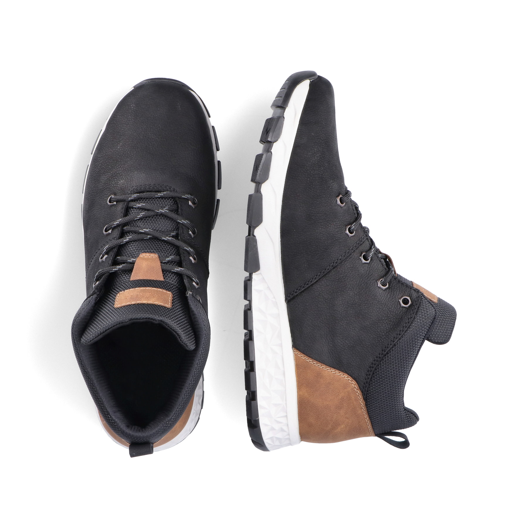 Schwarze Rieker Herren Schnürstiefel B6740-00 aus Rauleder. Schuh von oben, liegend.