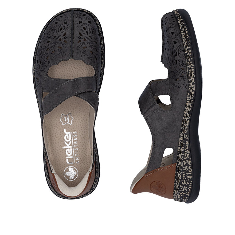 Graue Rieker Ballerinas 46352-45 aus Glattleder mit praktischer easy in Funktion. Schuh von oben, liegend.