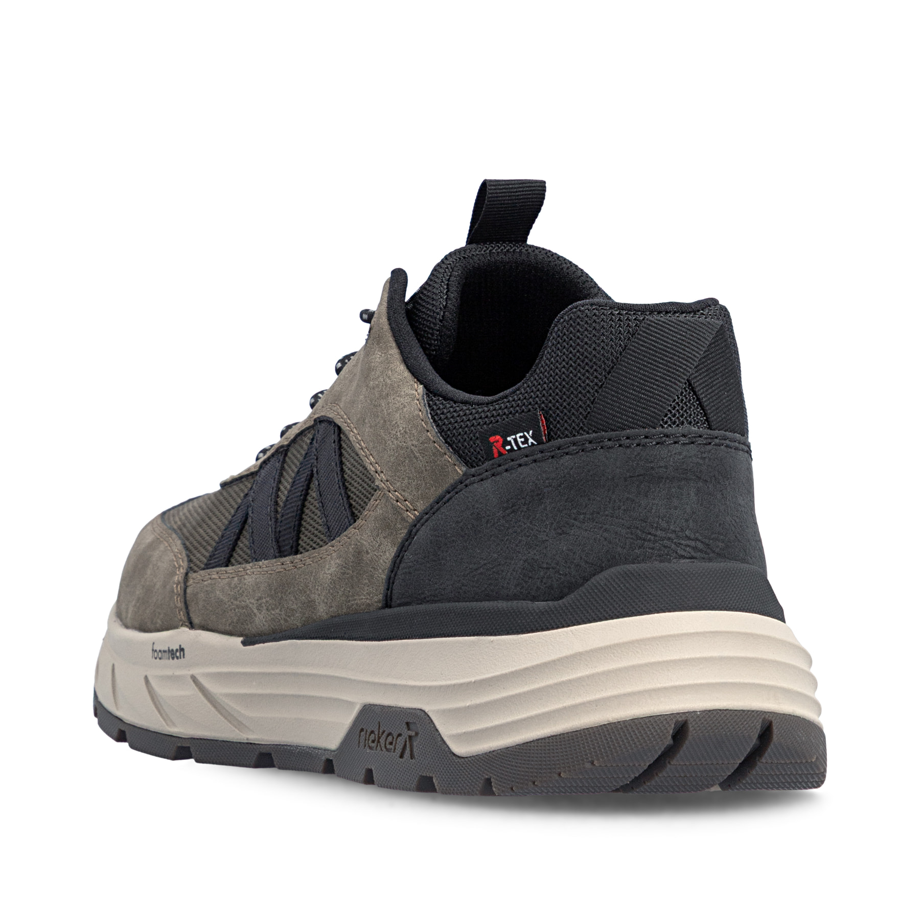 Dunkelbraune Rieker Herren Slipper 06155-25 mit wasserabweisender TEX-Membran. Schuh von hinten.