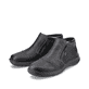 
Graphitschwarze Rieker Herren Slipper 03072-00 mit einer schockabsorbierenden Sohle. Schuhpaar schräg.