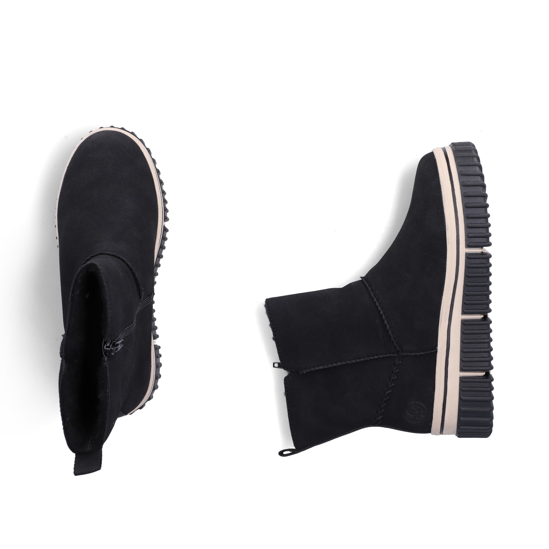 Schwarze Rieker Damen Kurzstiefel Y6364-00 mit einem Reißverschluss. Schuh von oben, liegend.