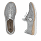 Graue Rieker Damen Slipper N4263-40 mit Deko-Reißverschluss sowie einem Gummizug. Schuh von oben, liegend.