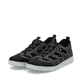 Blaue Rieker Herren Slipper 08665-14 mit einem Gummizug sowie der Extraweite H. Schuhpaar seitlich schräg.