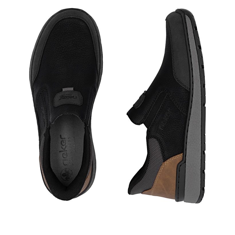 Mocassins Rieker noirs pour homme B9057-00 avec bande élastique. Chaussure vue de dessus, couchée.