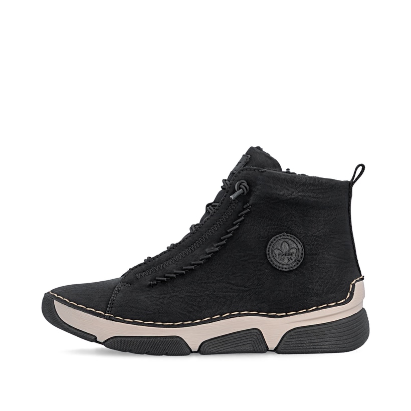 Schwarze Rieker Damen Schnürstiefel 45912-00 mit markanter Anflechter-Naht. Schuh Außenseite.