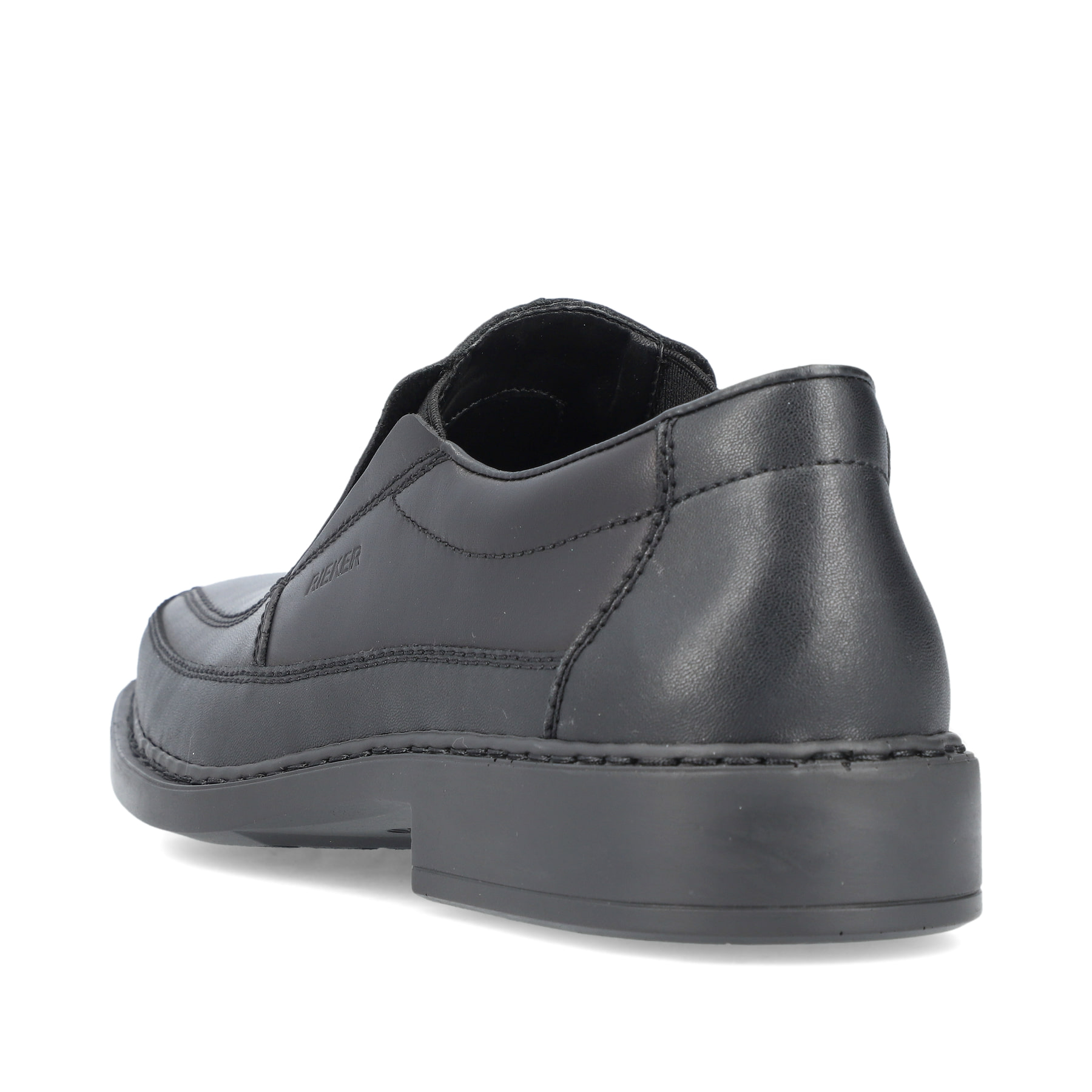 Schwarze Rieker Herren Slipper B0873-00 mit Elastikeinsatz sowie Extraweite H. Schuh Außenseite gespiegelt.